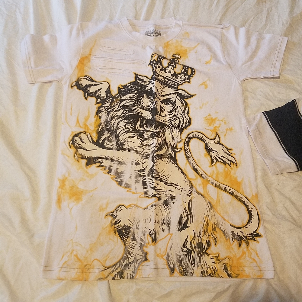 Boys size 10-12  2 shirts/ 1 pr of jeans bundle